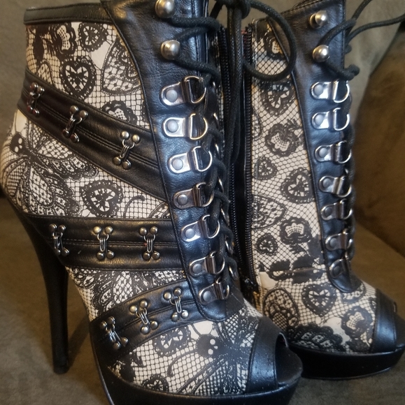 Ironfist Lovelace Stiletto Booties (discontinued) - Picture 2 of 4